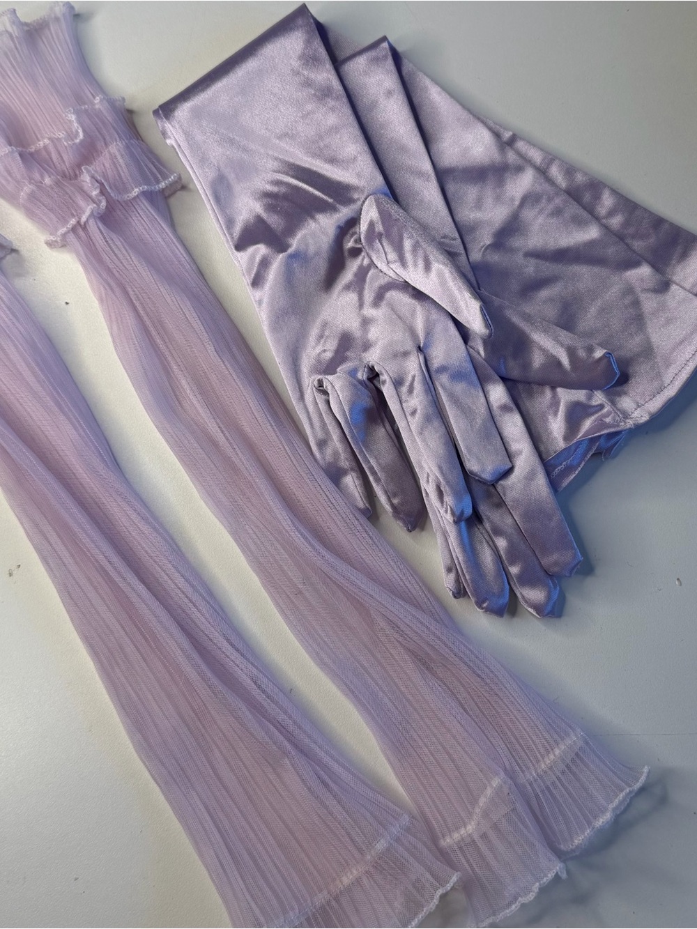 Lavender satin gloves and arm warmers